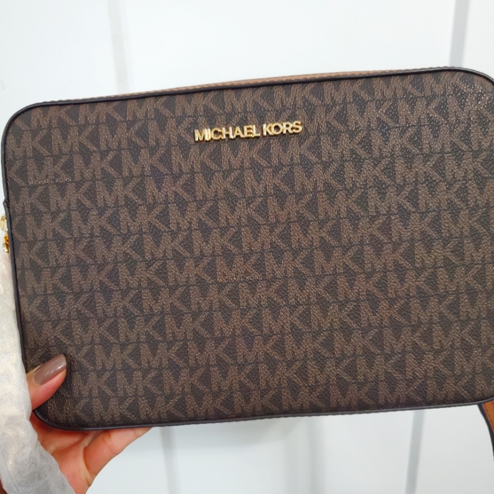 Michael Kors crossbody